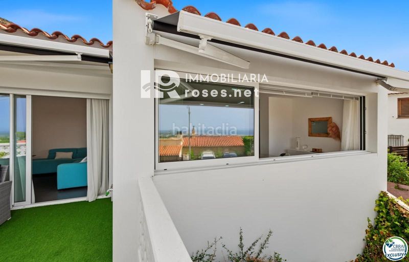 Foto dcbb2f54-9644-4b10-8d69-cf43b613a001. Casa amb calefacció aparcament piscina a Nord Roses