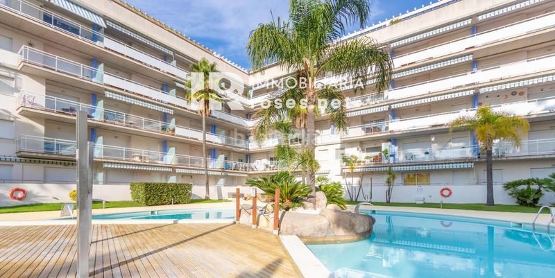 Foto bd612ca9-0bd2-4642-9367-ed672d2be2df. Pis amb calefacció piscina a Santa Margarida Roses