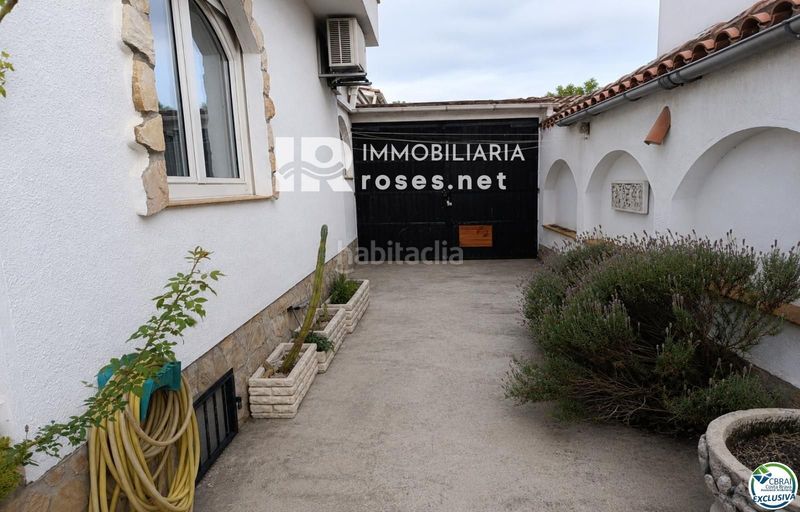 Foto 4eca343c-3d0e-4026-89b6-5655028bf10f. Chalet con riscaldamento parcheggio in Segre - Ebre - Ter Empuriabrava