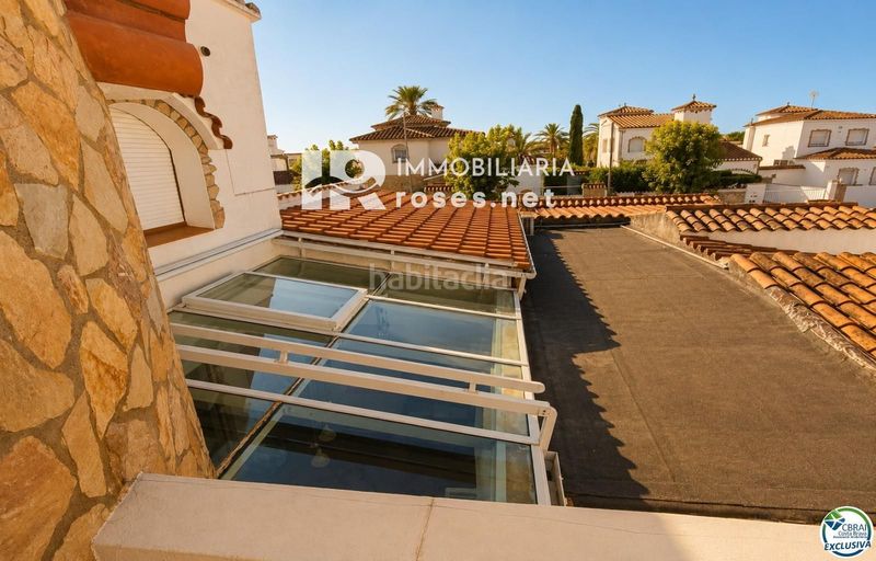 Foto 6654d79d-21b9-4876-b71f-10effd677608. Chalet con riscaldamento parcheggio in Segre - Ebre - Ter Empuriabrava