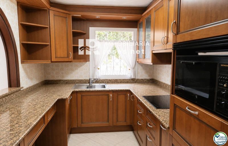 Foto b7280265-6398-47ed-bcde-f2c906531358. Chalet con riscaldamento parcheggio in Segre - Ebre - Ter Empuriabrava