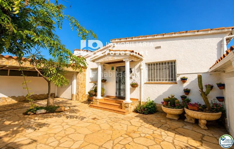Foto ba6af002-5d5b-431e-8d20-9a068f66fc61. Chalet con riscaldamento parcheggio in Segre - Ebre - Ter Empuriabrava