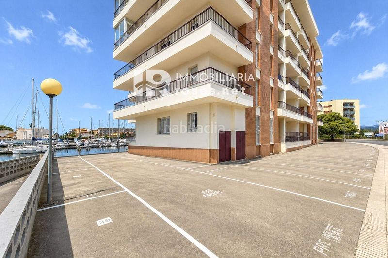 Foto f1a68dc2-ff32-4af4-8a17-bf09fcf03872. Pis a Santa Margarida Roses