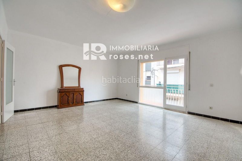 Foto 952b856b-850e-4c96-9d2f-3aec06c7da04. Pis a Centre Roses