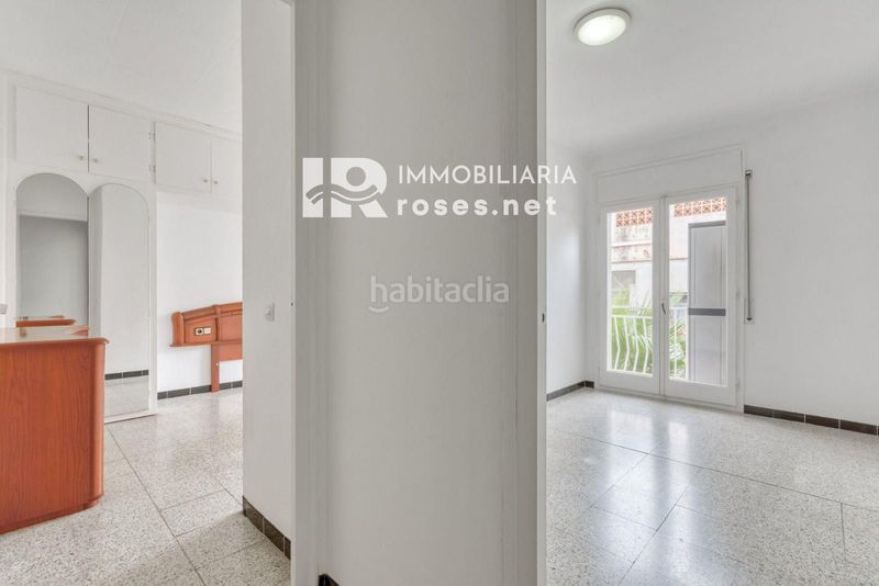 Foto d17c0fe4-6cce-4430-b0f9-0855c368ca23. Pis a Centre Roses