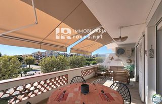 Pis  Sant mori. Apartamento reformado con terraza a 150 m de la playa  empuriabr