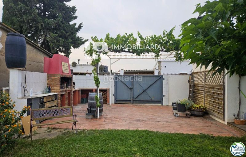 Foto 9ea86b3d-b150-43e7-bd44-4cc0d4586ac2. Rural plot in Eixample-Horta Capallera Figueres