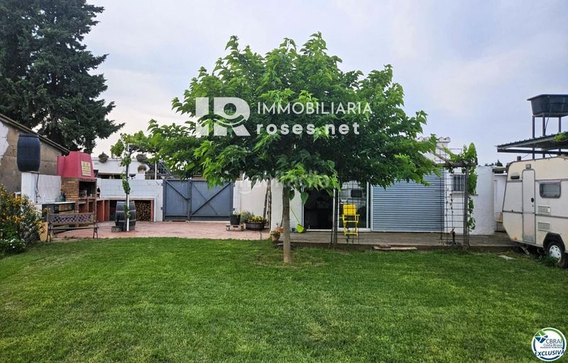 Foto db39a0ef-e364-439e-84b5-50b8eb600e95. Rural plot in Eixample-Horta Capallera Figueres