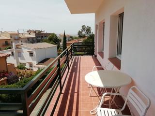 Apartament  Lisboa. Piso de 2 habitaciones roses  mas oliva