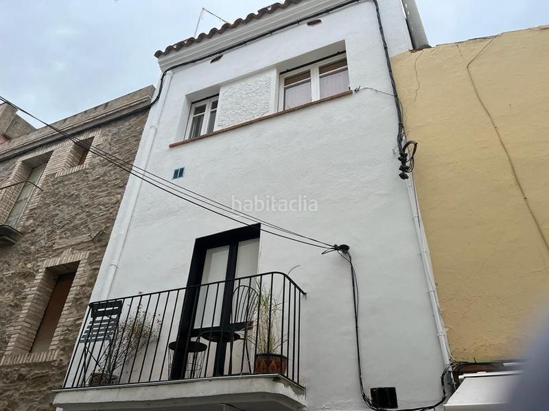 Foto 0f395d7c-78ba-4b87-9647-493944046f60. Casa amb calefacció a Centre Roses