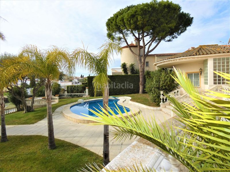 Foto 0232f288-3f52-4d55-a186-0fda39ac1862. Casa amb calefacció piscina a Francolí - Freser - Noguera Empuriabrava
