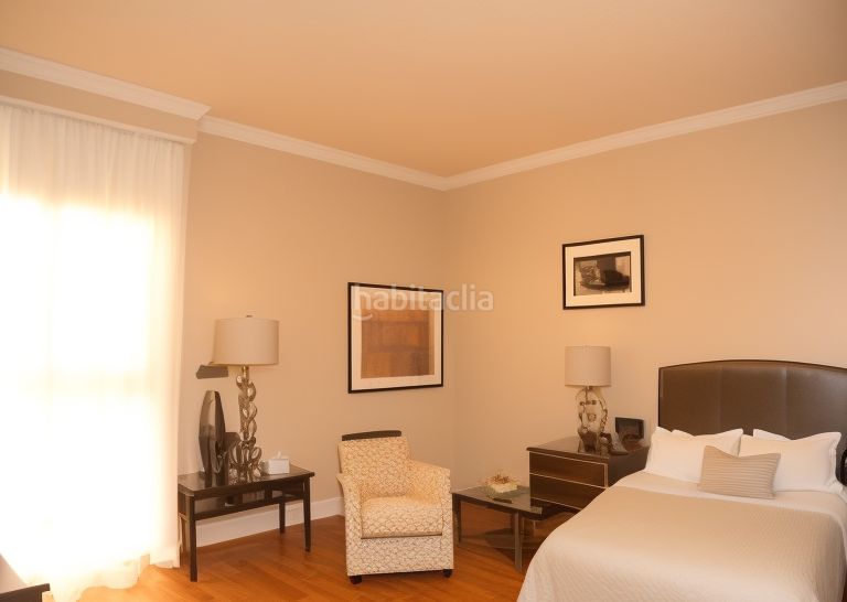 Foto e9b173fc-4ee7-436c-ab05-338e0bfe8928. Casa amb calefacció piscina a Francolí - Freser - Noguera Empuriabrava