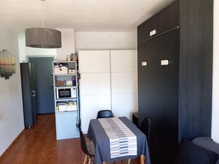 Studio  Joan carles 1. Estudio reformado a pasos de la playa