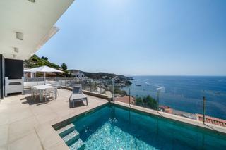 Chalet  Joan margarit. Villa de lujo en canyelles