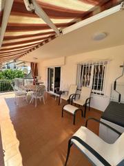 Apartament  De pedro calderón de la barca. Encantador apartamento a 150m de la playa en salatar rosas