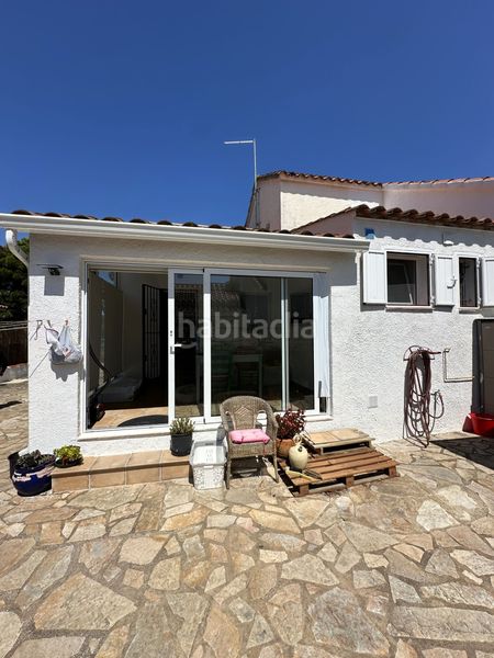 Foto 8688d9bf-9a17-44c6-8830-f624d1a27064. Casa amb calefacció a Nord Roses
