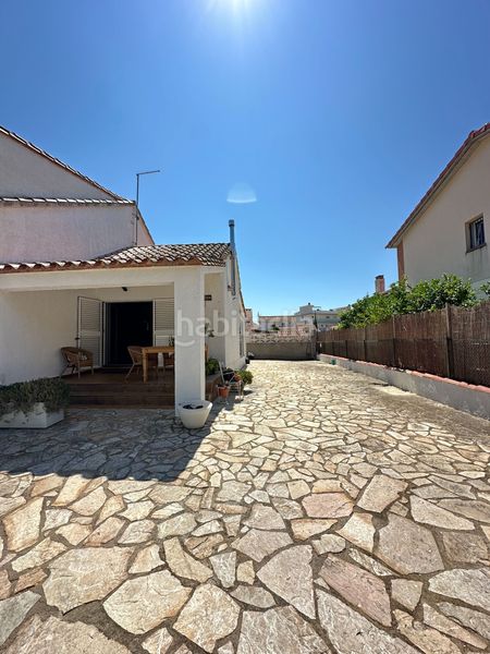 Foto f48ff0c6-45a0-4f38-aa61-bc97180ac2c7. Casa amb calefacció a Nord Roses