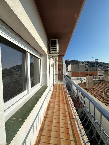 Foto 64062198-a816-4a1e-b8f2-21adf6712a0f. Apartament amb calefacció a Centre Roses