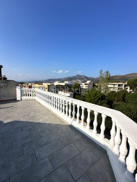 Foto 7a252b00-a064-4d87-874d-6468634541f4. Apartament amb calefacció a Centre Roses