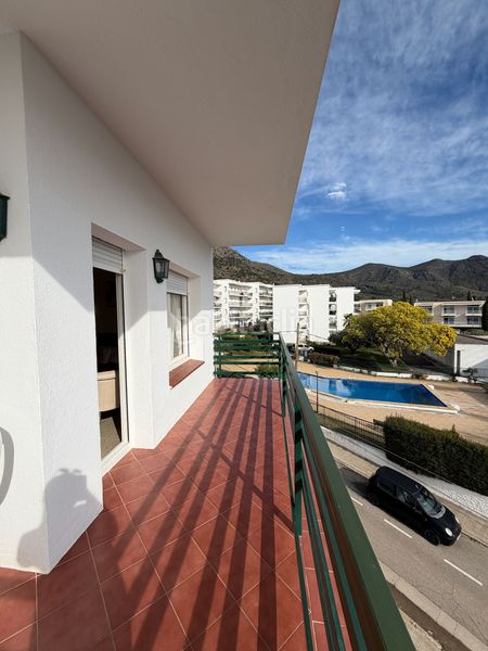 Foto 41f9c9ae-21a7-4edd-bfe2-9639bea68a17. Apartament amb piscina a Els Grecs-Mas Oliva Roses
