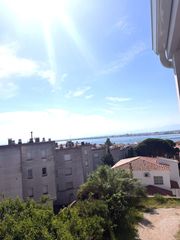 Apartamento  Llobregat. Encantador apartamento con vista al mar y licencia turística