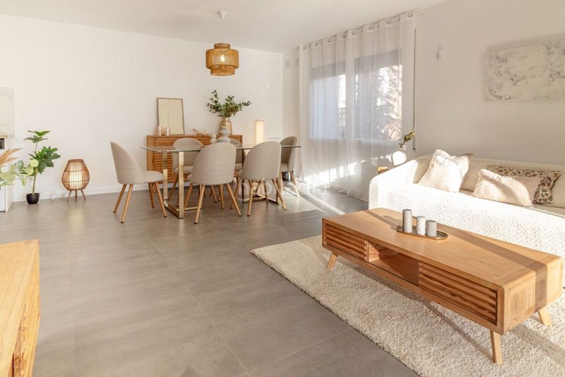 Foto ca6a62ed-261b-4dc1-b8b3-9c19578c71d1. Apartament amb calefacció piscina a Moxó - Sant Mori Empuriabrava