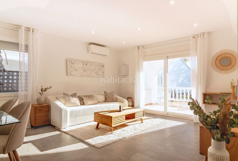 Foto d8e2f98f-b5b6-4d77-97fb-f3c9f0349192. Apartament amb calefacció piscina a Moxó - Sant Mori Empuriabrava