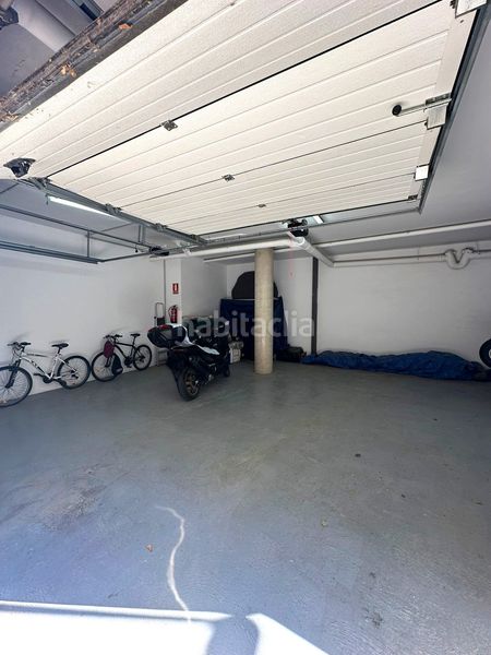 Foto 7738cd5e-9027-4d93-b644-26f52a7f1bfe. Aparcament cotxe a Centre Roses