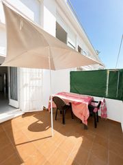 Appartement  Torroella de montgri. Acogedor apartamento en la escala a escasos pasos de la playa
