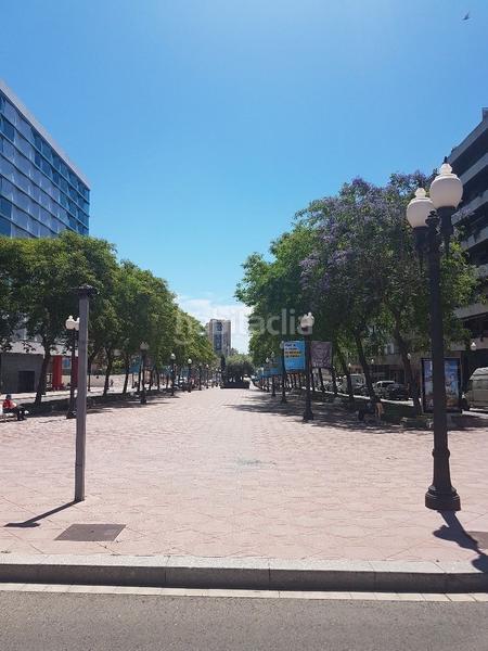 Foto 211e8ed4-715e-4985-a3fc-9a189e2707a3. Local commercial dans rambla president lluís companys 14 dans Tarragona