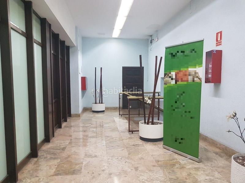 Foto 710955fd-e60c-48a9-8e64-518e4d60c802. Local commercial dans rambla president lluís companys 14 dans Tarragona