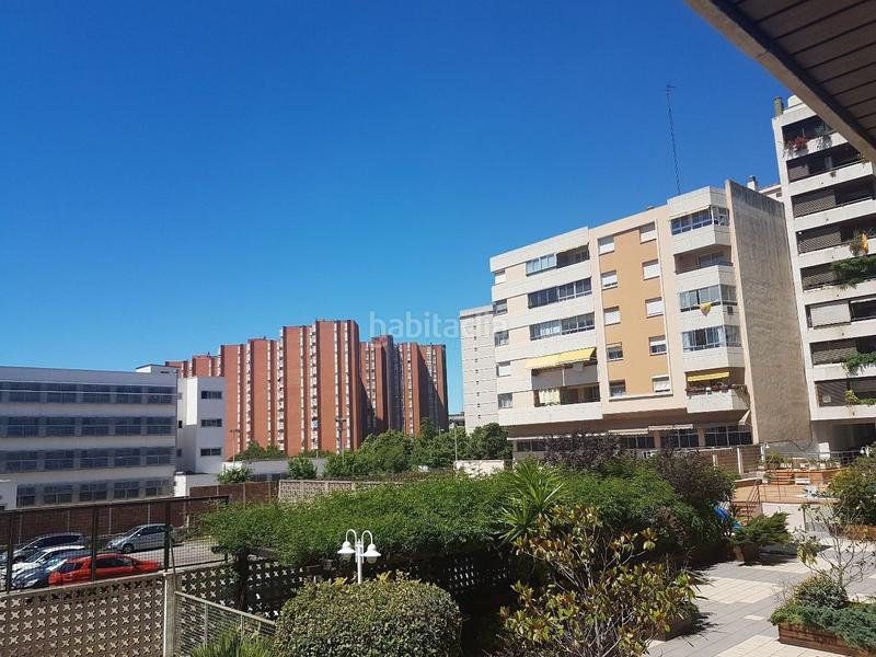 Foto a8d2841c-df12-4e23-9341-3cea2e5c16e3. Local commercial dans rambla president lluís companys 14 dans Tarragona