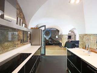 Casale  Avinguda d'olot. Masía rural con carácter en la canya de sant joan les fonts