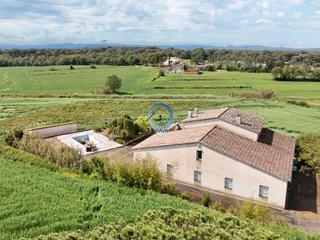 Masia  N/a. Finca rústica con encanto en llagostera, girona