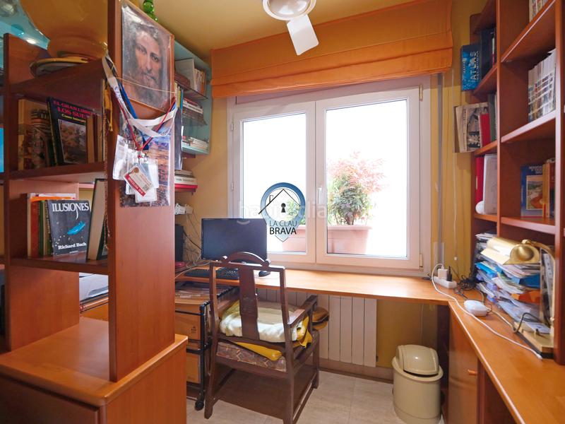 Foto 9a8b23a4-6e3f-4e69-bad6-d4ced231202f. Planta baixa amb calefacció a Eixample Sant Feliu de Guíxols