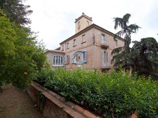 Chalet  Avinguda girona. La torre d’en batlle: un refugio con historia, alma y futuro