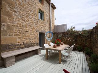 Casa a Plaza mayor 5. Donde antes brindaba un pueblo… ahora puedes vivir tú