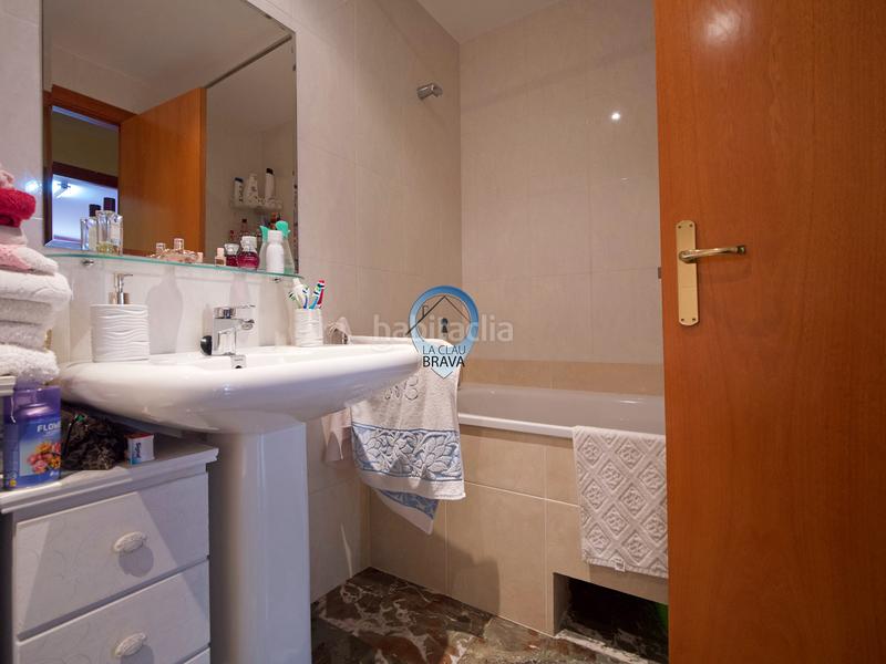 Foto 18f1cec2-bdf0-4c2d-8fa3-d99cd562a498. Pis amb calefacció a Eixample Sant Feliu de Guíxols