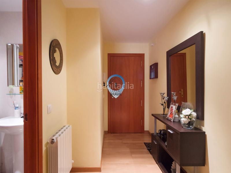 Foto 5e2d4af1-6a10-4a91-b145-8fa6dc4724a4. Pis amb calefacció a Eixample Sant Feliu de Guíxols