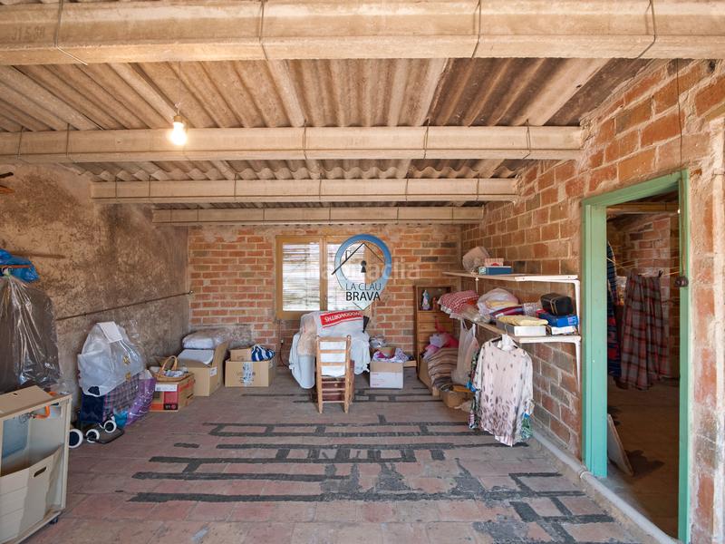 Foto 6094c101-96d3-43b7-a55a-881b16e6af21. Casa la casa que os une… sin meteros todos en la misma planta. en Llagostera