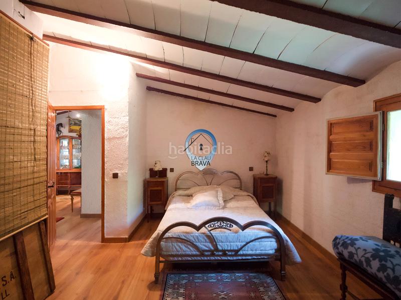 Foto 0c1aad45-a517-4f6b-a814-634f8d1cb5b6. Masía  en venta , girona – 12.700 m² de terreno privado y agua propia en Arbúcies