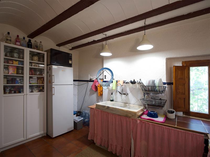 Foto e849f680-392e-4819-b7d2-3c7e6936068e. Masía  en venta , girona – 12.700 m² de terreno privado y agua propia en Arbúcies