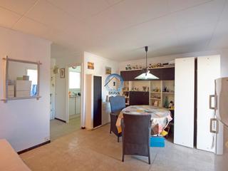 Apartament  Carrer ponent. Luz, terraza y playa a un paso: tu estudio en sant antoni de cal