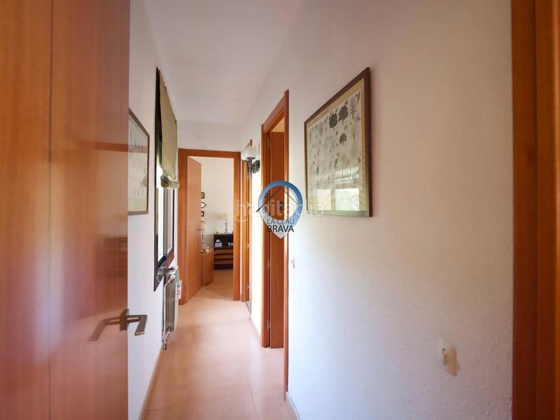 Foto bf4173ba-d9e4-48ac-8bd3-bd036ba93a98. Casa una casa con jardín, piscina, y mucho más que eso. en Caldes de Malavella