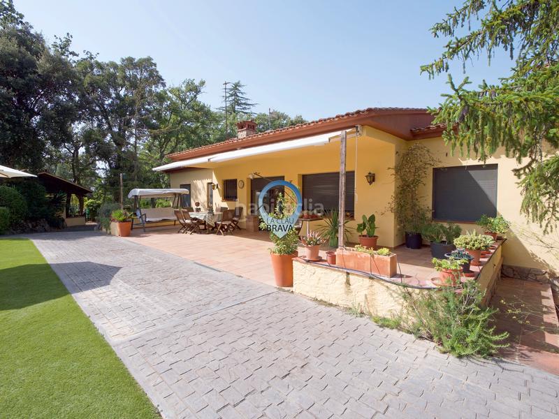 Foto c262f30c-8afc-4436-9b17-f7193e00a25a. Casa una casa con jardín, piscina, y mucho más que eso. en Caldes de Malavella