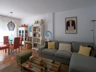 Pis  Carrer de la indústria. Vivienda luminosa con dos terrazas en sant feliu de guíxols