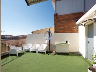 Casa  Carrer de valència. Casa reformada con terraza en sant feliu de guíxols, 3 habitacio