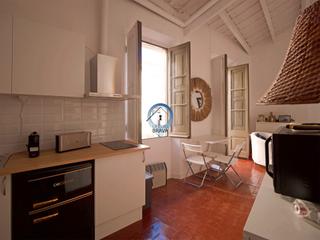 Casa  Carrer sant joan. Una casa amplia, con carácter y pensada para vivirla.