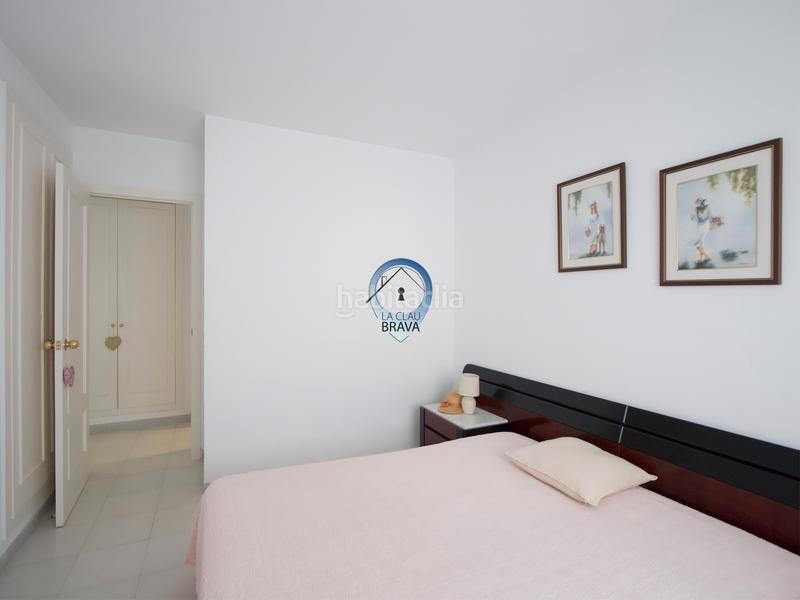 Foto 949a7967-9c5d-4f31-aab5-1e82760fcc95. Àtic amb aparcament a Eixample Sant Feliu de Guíxols