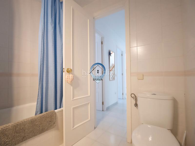 Foto b9a3adee-65ad-4c43-91bf-852a706990f9. Attico con parcheggio in Eixample Sant Feliu de Guíxols